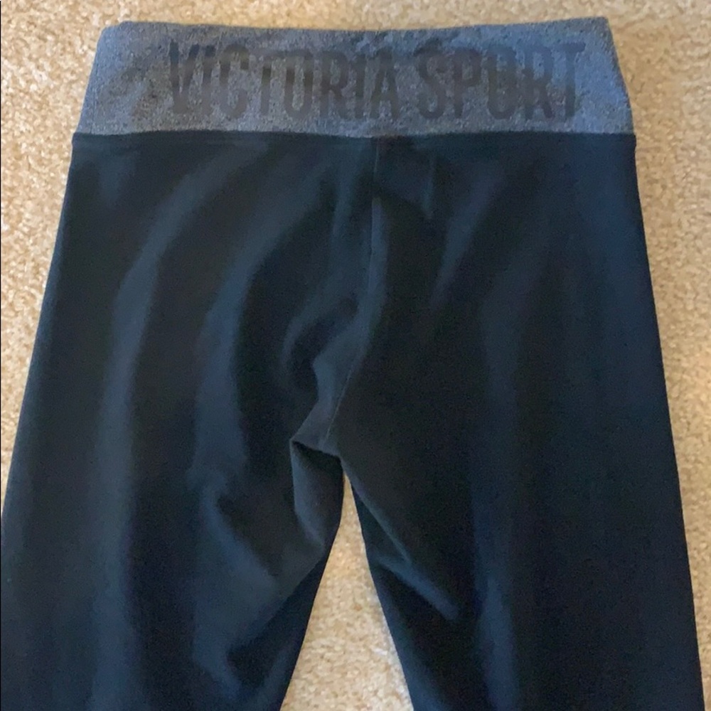 Victoria’s Secret Sport Yoga Pants Medium Short